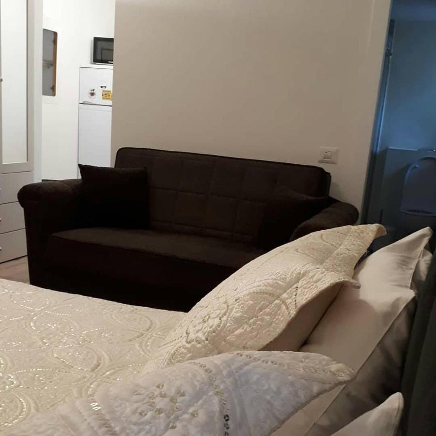 Etty'S House Hotel Petach Tikva ภายนอก รูปภาพ