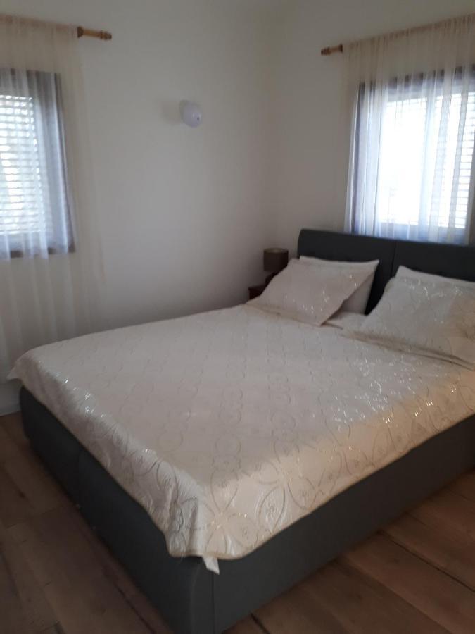 Etty'S House Hotel Petach Tikva ภายนอก รูปภาพ